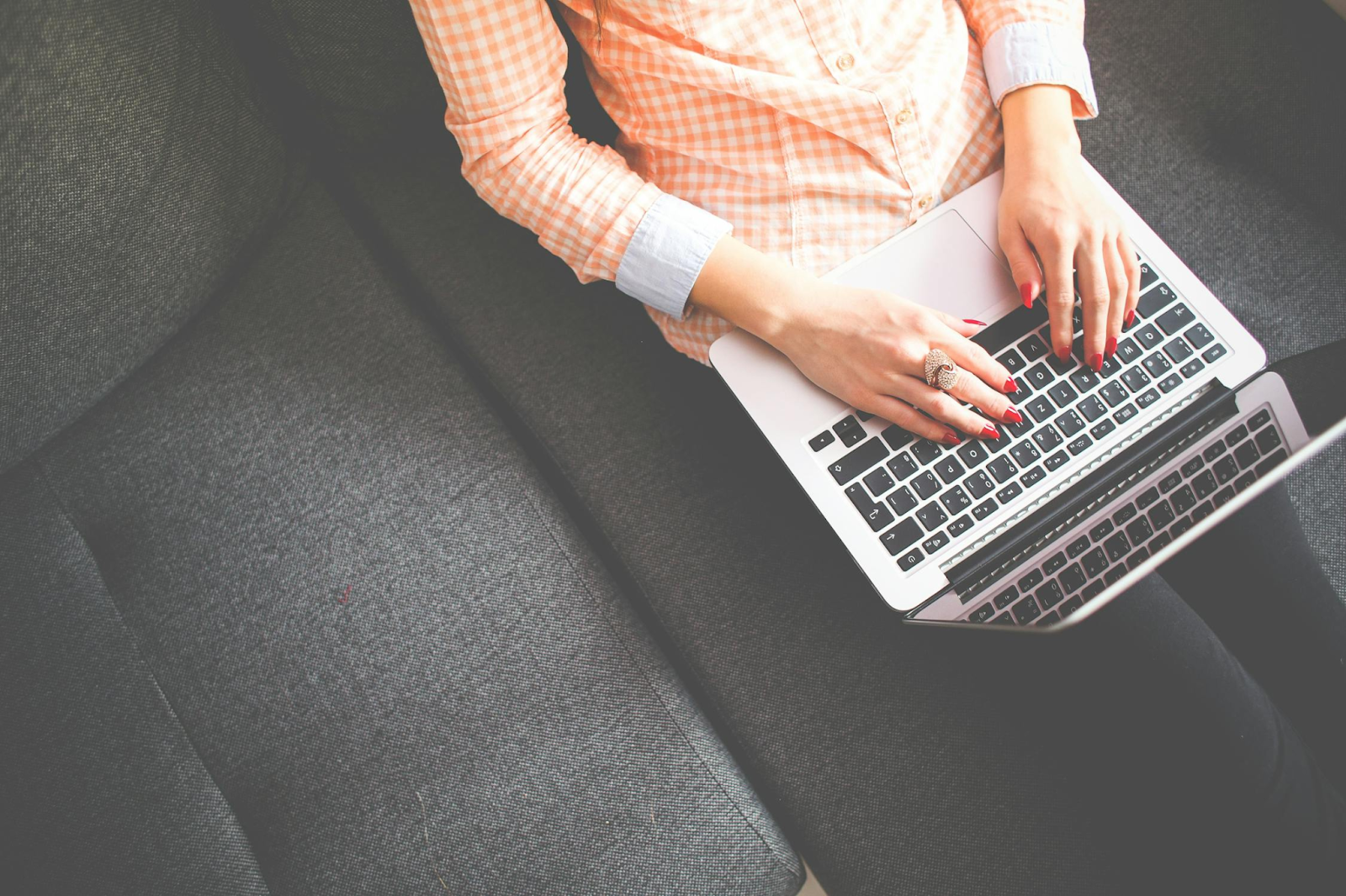 Start a Blog in 2024: From Passion to Profit